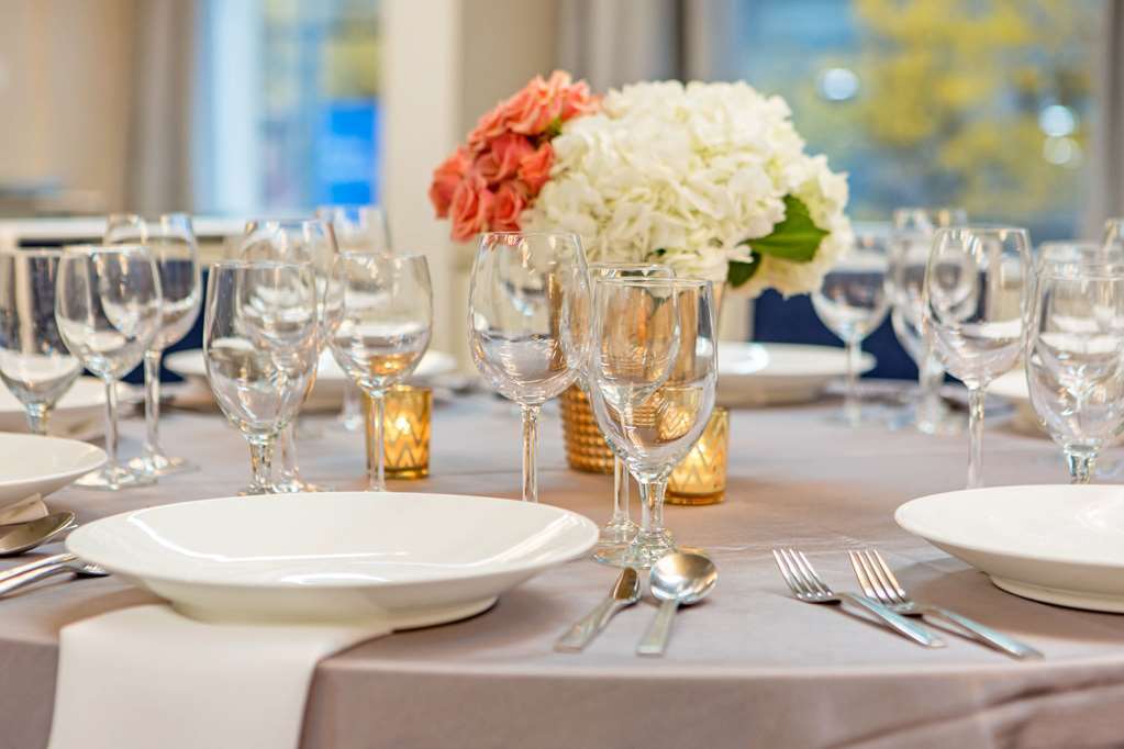 Centro Sonoma Wine Country, Tapestry Collection Hilton 4*